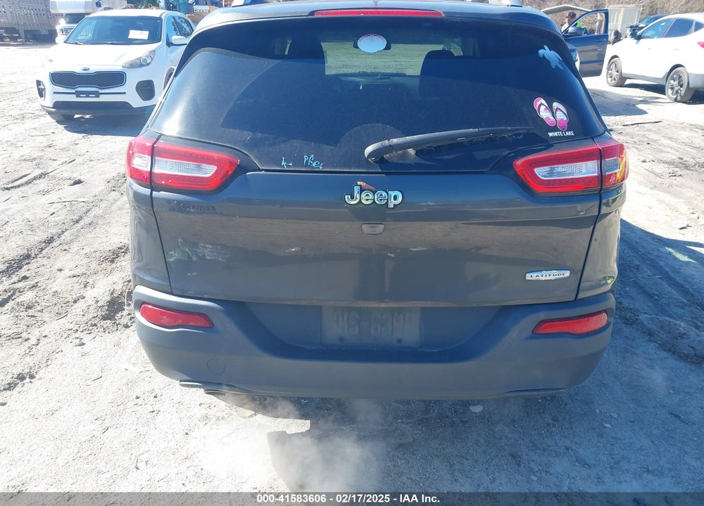 2016 JEEP CHEROKEE LATITUDE VIN: 1C4PJLCB7GW160653