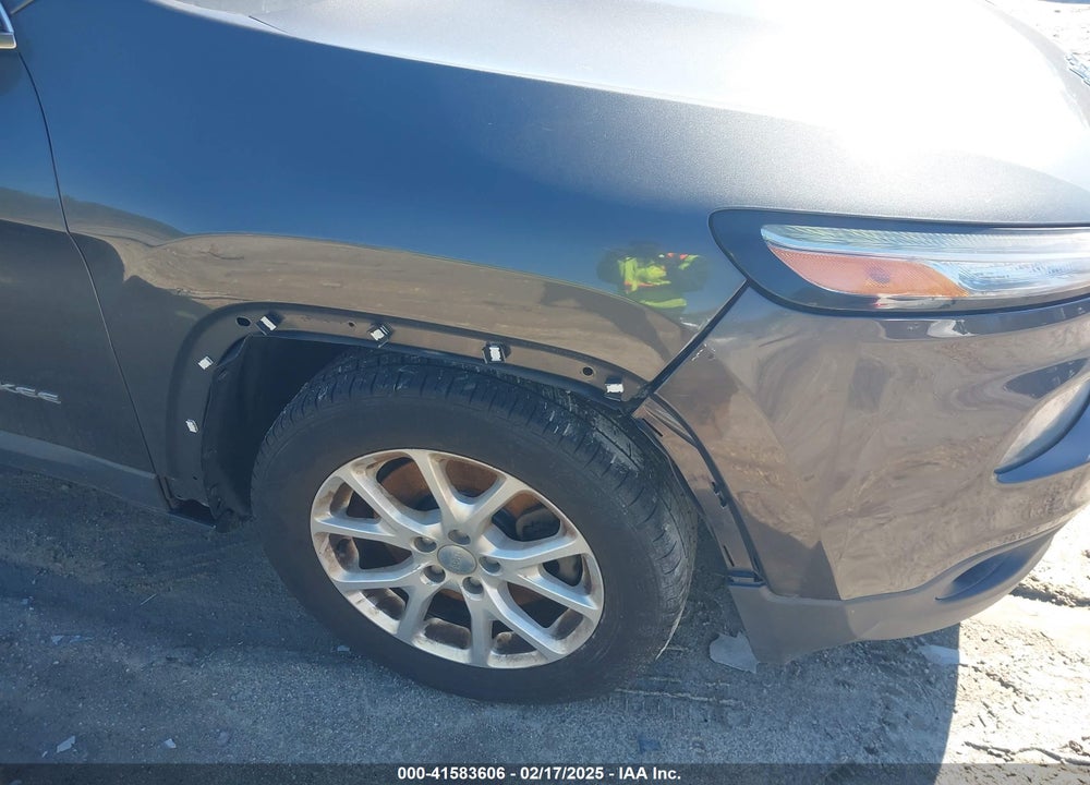 2016 JEEP CHEROKEE LATITUDE VIN: 1C4PJLCB7GW160653