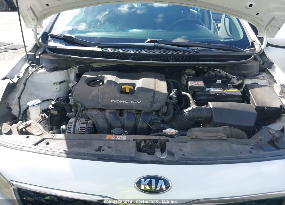 2017 KIA FORTE VIN: 3KPFL4A7XHE161687