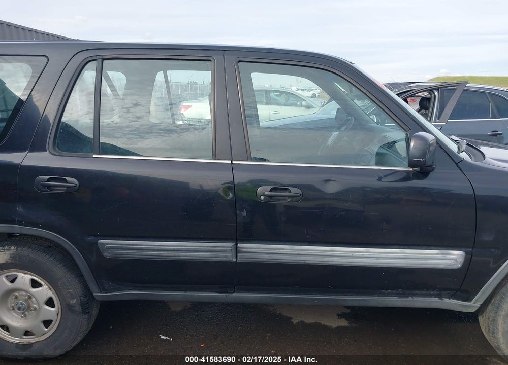 2001 HONDA CR-V VIN: JHLRD18451C038058