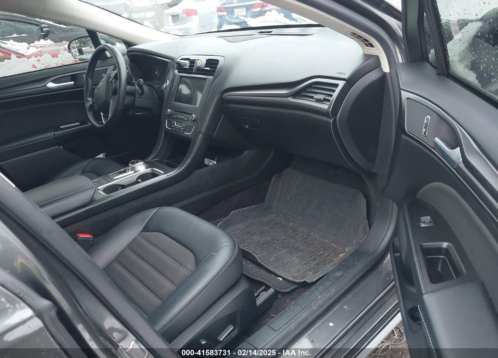 2018 FORD FUSION VIN: 3FA6P0HD8JR205165