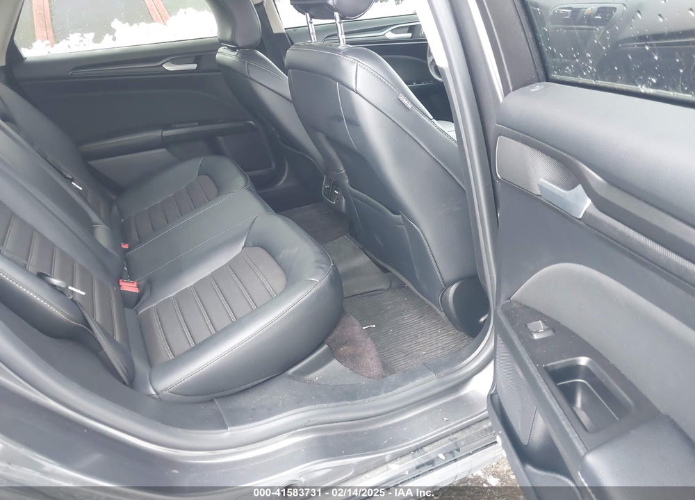 2018 FORD FUSION VIN: 3FA6P0HD8JR205165