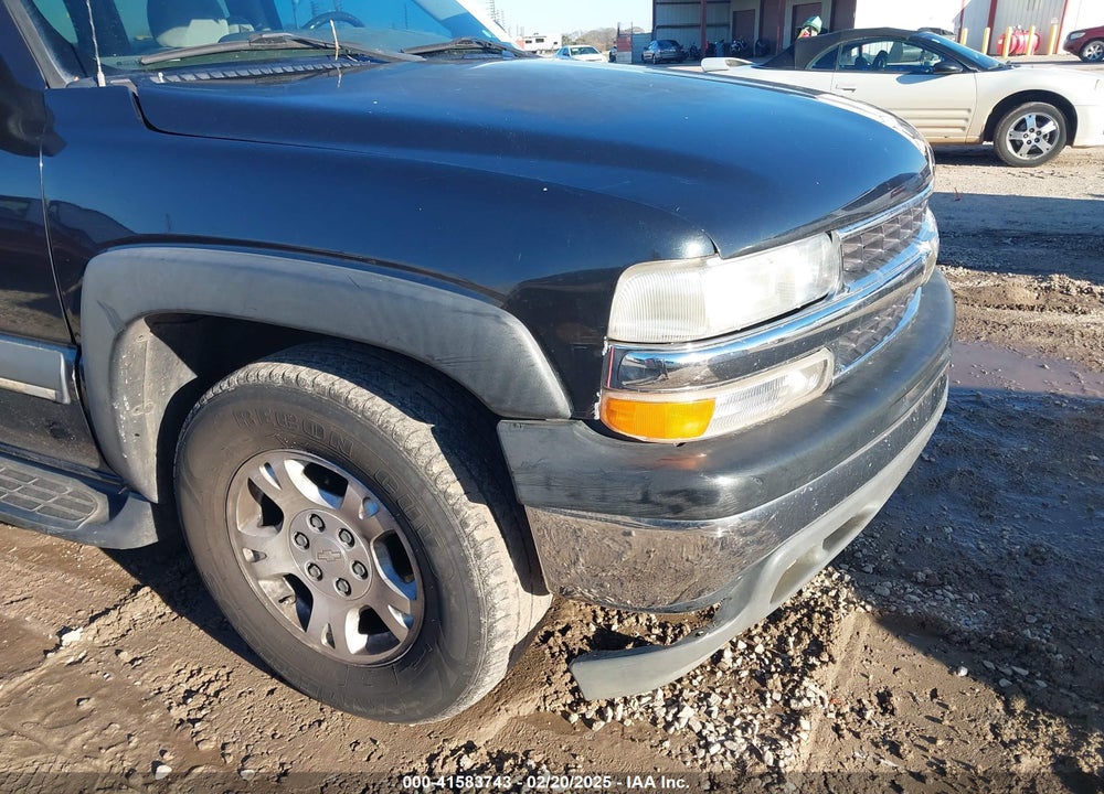 2004 CHEVROLET SUBURBAN 1500 LS VIN: 3GNEC16Z74G107872
