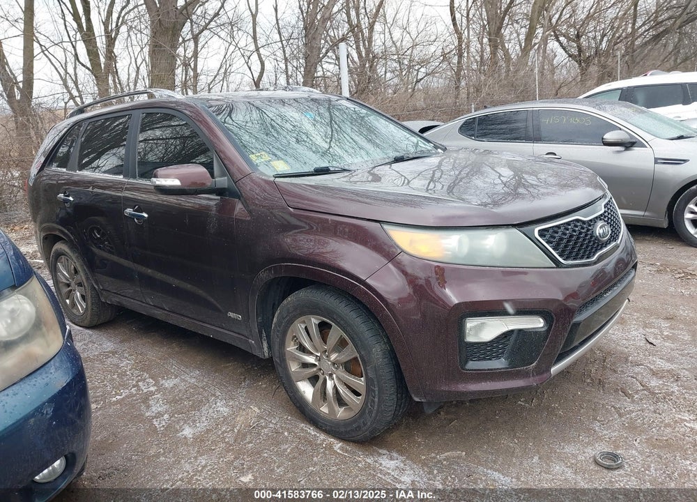 2011 KIA SORENTO SX V6 VIN: 5XYKWDA21BG110406