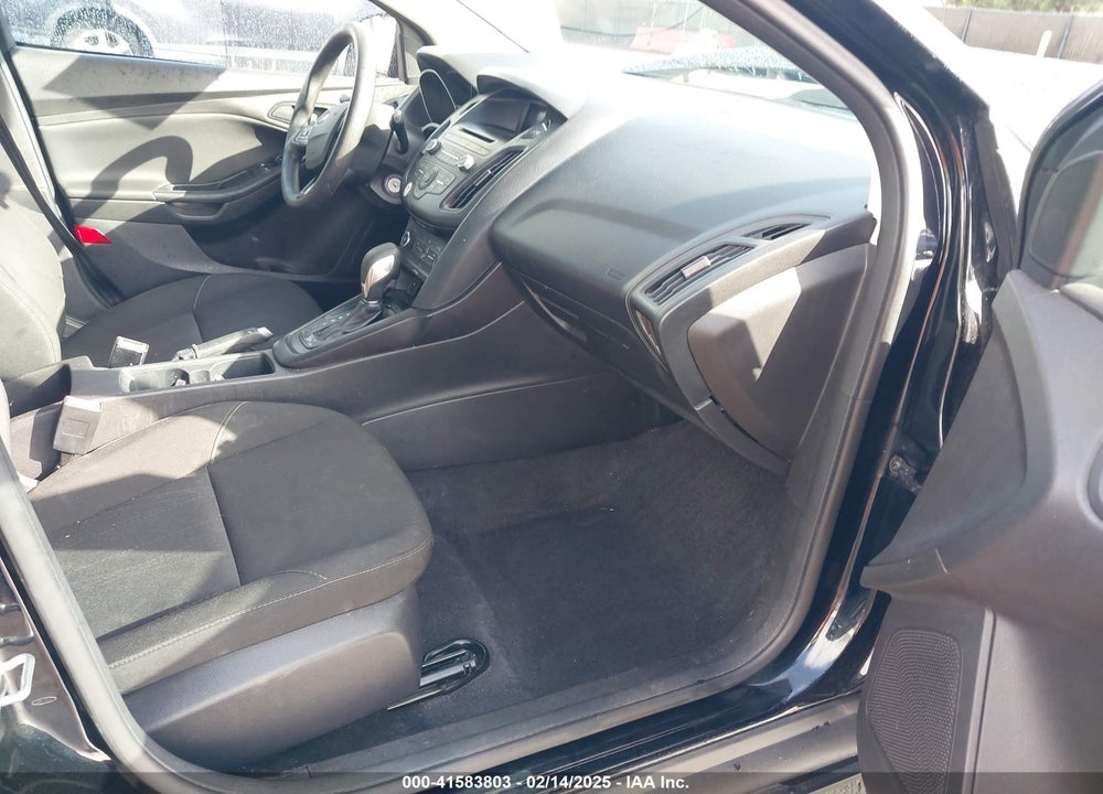 2017 FORD FOCUS VIN: 1FADP3E25HL230478