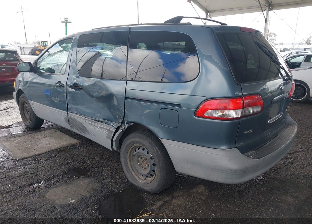 2001 TOYOTA SIENNA CE VIN: 4T3ZF19C31U372762