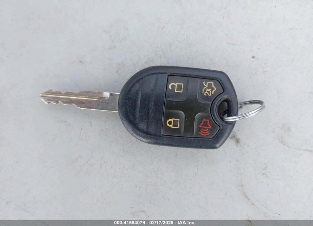 2009 FORD ESCAPE XLT VIN: 1FMCU03GX9KA26757