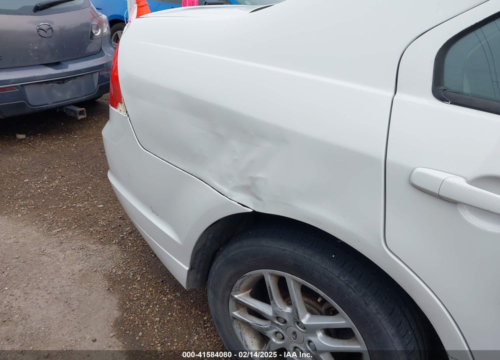 2012 FORD FUSION S VIN: 3FAHP0GA7CR222185
