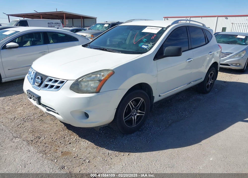2015 NISSAN ROGUE SELECT S VIN: JN8AS5MT0FW162012