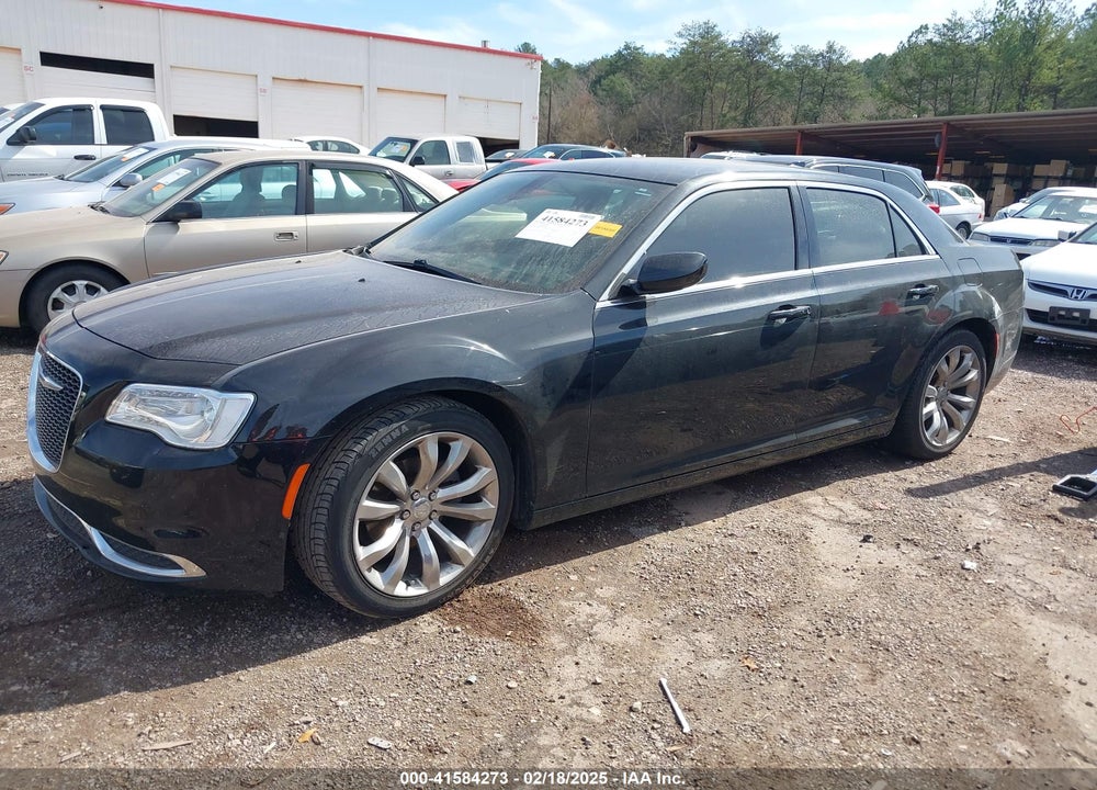 2018 CHRYSLER 300 VIN: 2C3CCAAG8JH201720