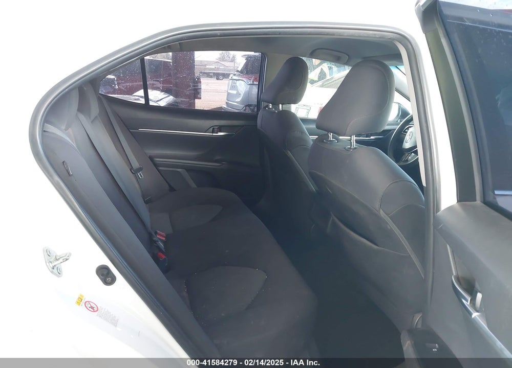 2018 TOYOTA CAMRY VIN: 4T1B11HK5JU012815