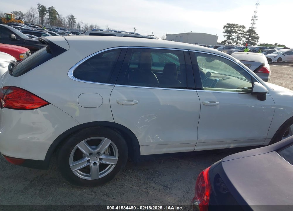2011 PORSCHE CAYENNE VIN: WP1AB2A24BLA42343