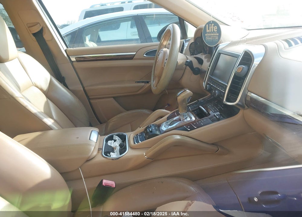 2011 PORSCHE CAYENNE VIN: WP1AB2A24BLA42343