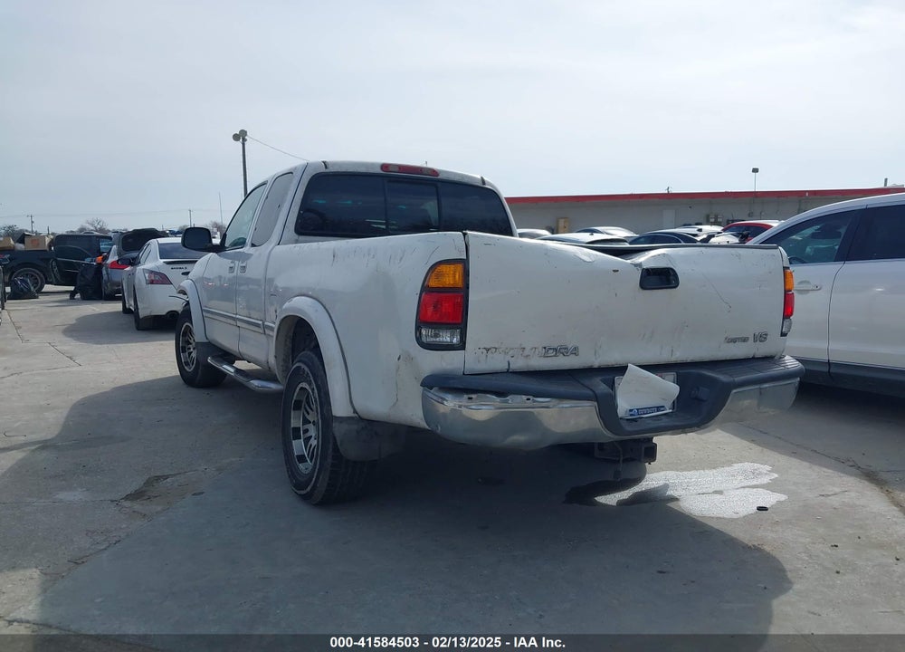 2000 TOYOTA TUNDRA LTD V8 VIN: 5TBBT4816YS084864