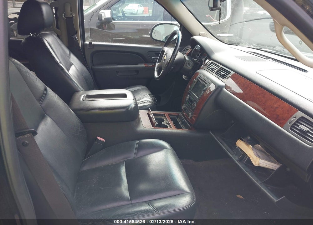 2011 CHEVROLET TAHOE LTZ VIN: 1GNSCCE04BR248624