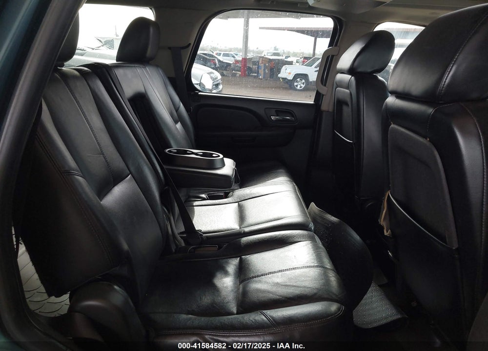 2009 CHEVROLET TAHOE LT1 VIN: 1GNFK23069R293642