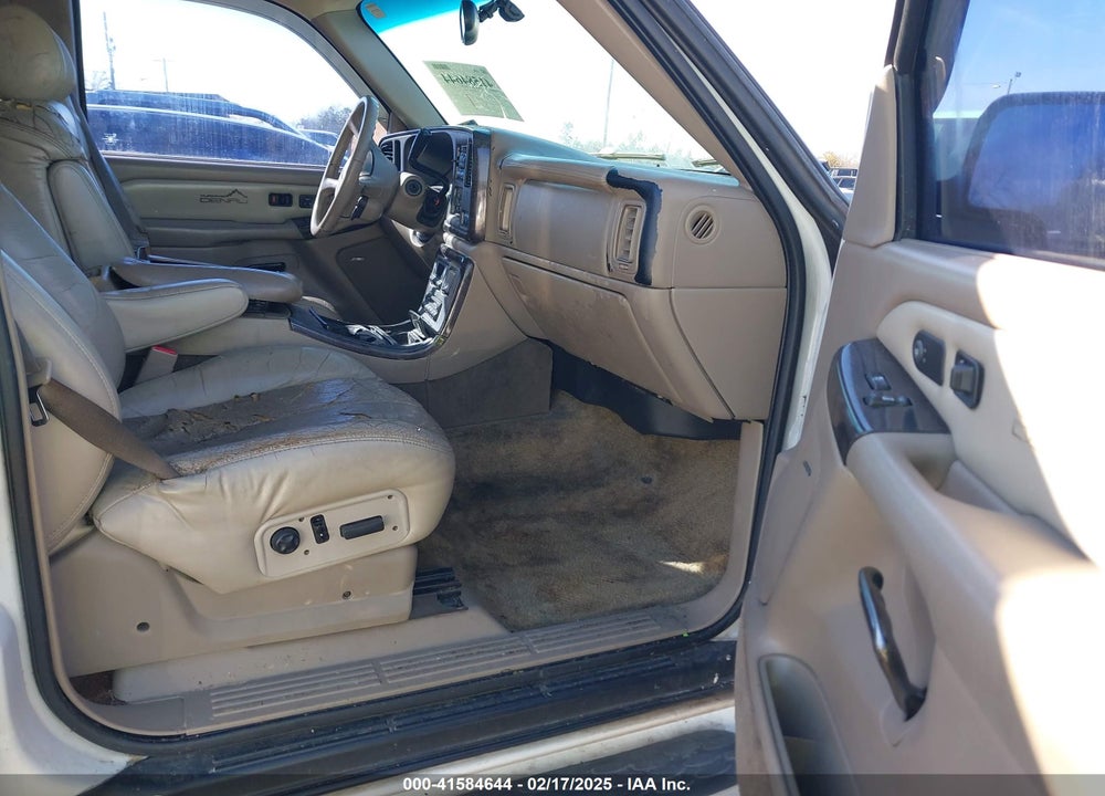 2002 GMC YUKON XL 1500 VIN: 1GKFK66U32J316396