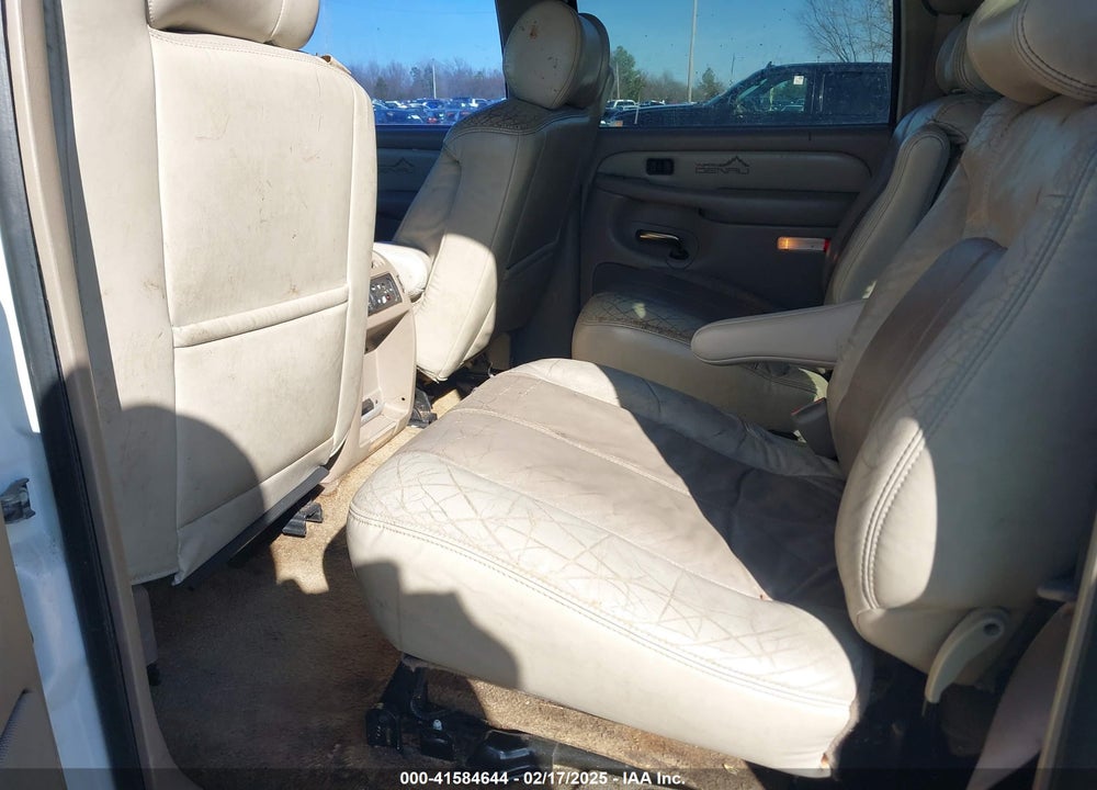 2002 GMC YUKON XL 1500 VIN: 1GKFK66U32J316396
