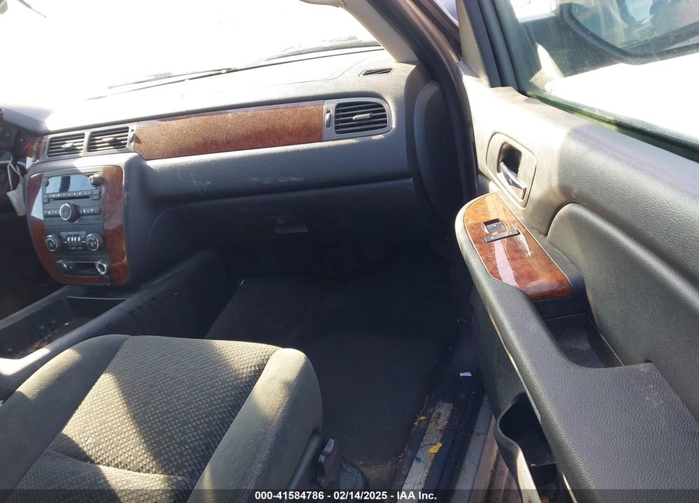 2008 CHEVROLET TAHOE LT VIN: 1GNFC13J68J115016