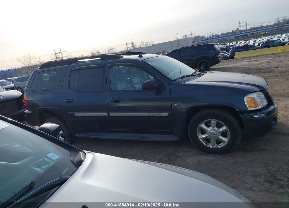 2005 GMC ENVOY XL SLT VIN: 1GKET16M156142931