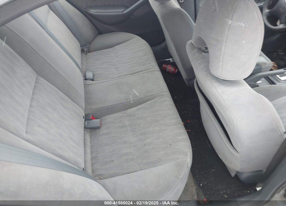 2003 HONDA CIVIC LX VIN: 2HGES16513H615554