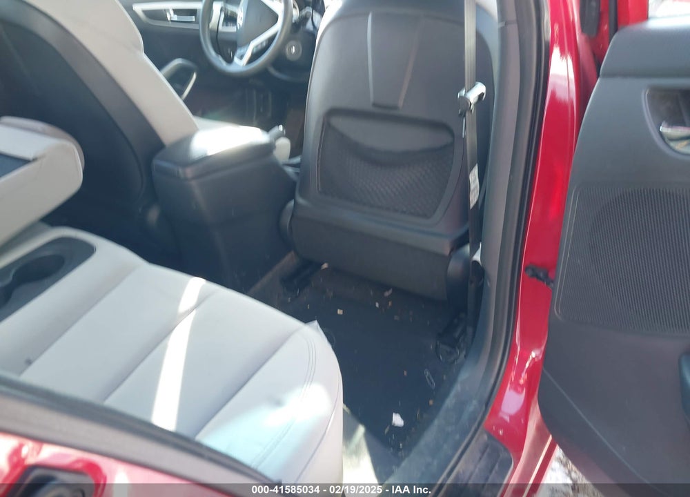 2013 HYUNDAI VELOSTER VIN: KMHTC6AD9DU093541