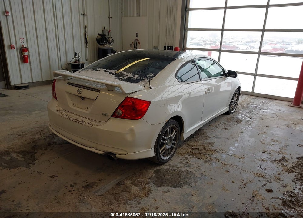2007 SCION TC VIN: JTKDE177670180132