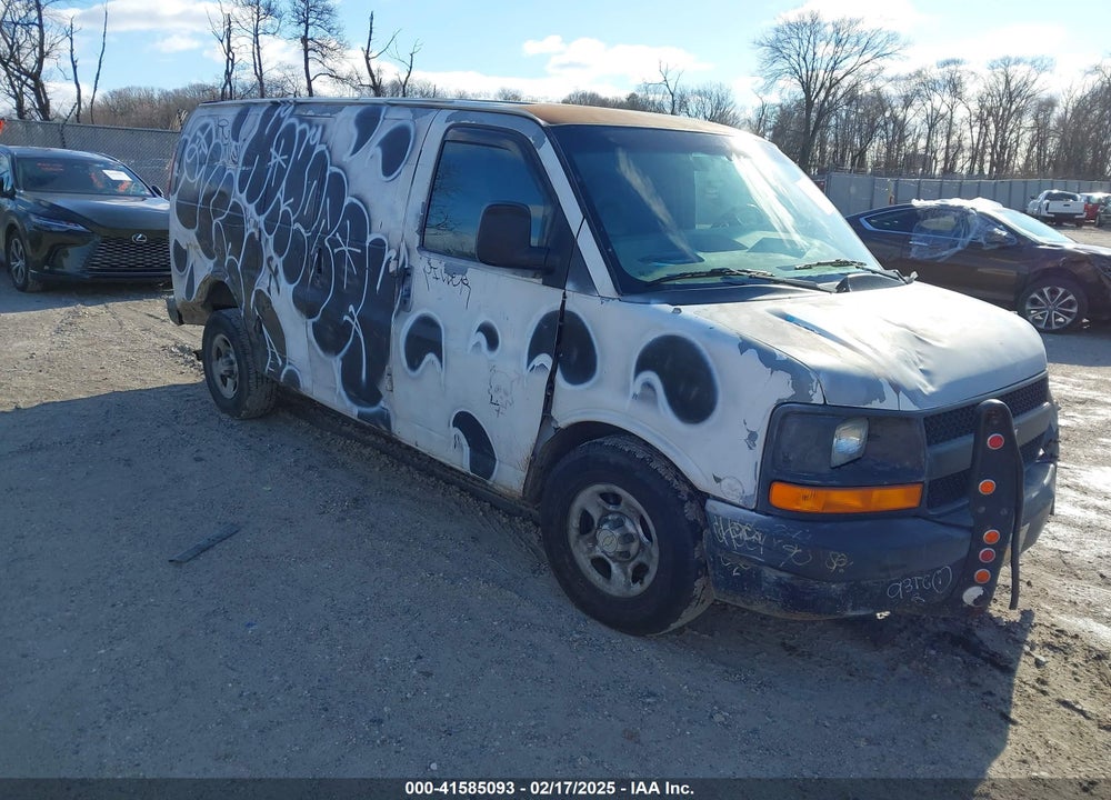 2006 CHEVROLET EXPRESS CARGO VAN WORK VAN VIN: 1GCFG15X261108382