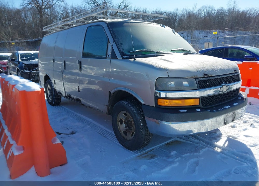 2008 CHEVROLET EXPRESS WORK VAN VIN: 1GCGG25C081130147
