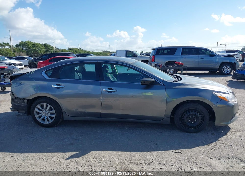 2017 NISSAN ALTIMA VIN: 1N4AL3AP9HN352765