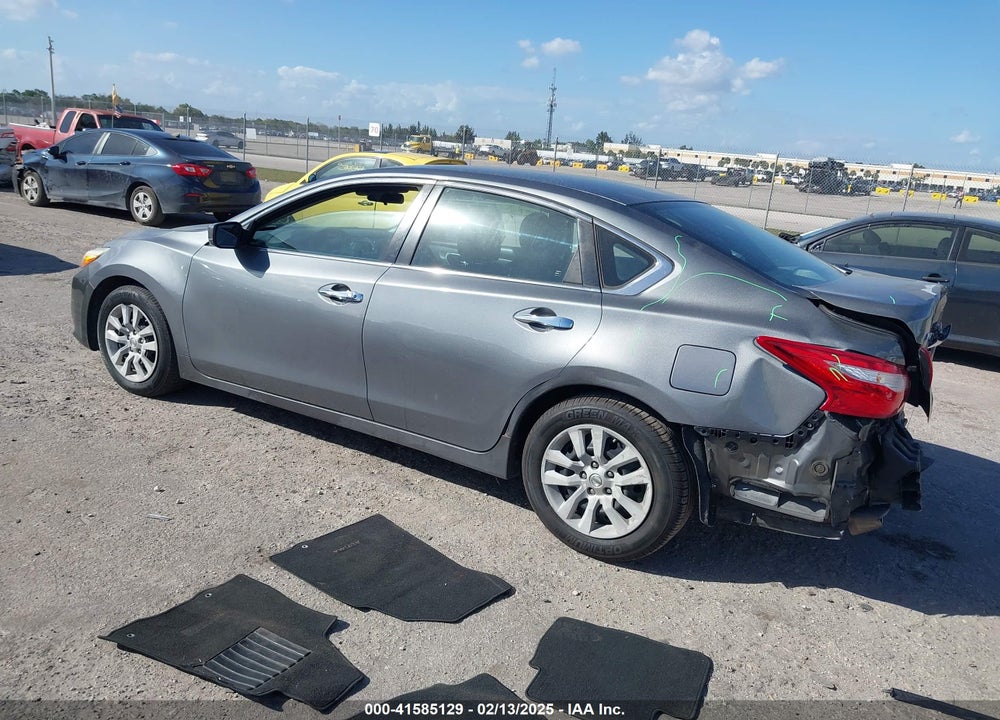 2017 NISSAN ALTIMA VIN: 1N4AL3AP9HN352765