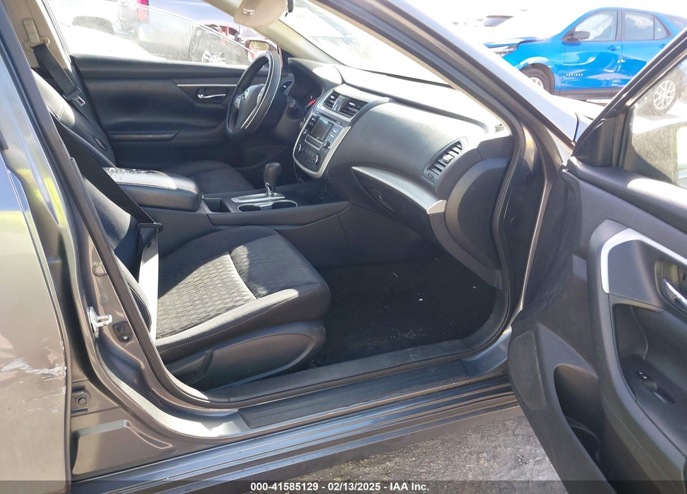2017 NISSAN ALTIMA VIN: 1N4AL3AP9HN352765
