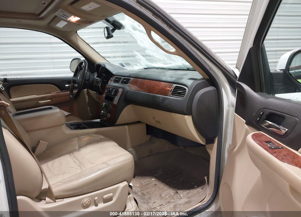 2007 CHEVROLET TAHOE LT VIN: 1GNFK13067J300286