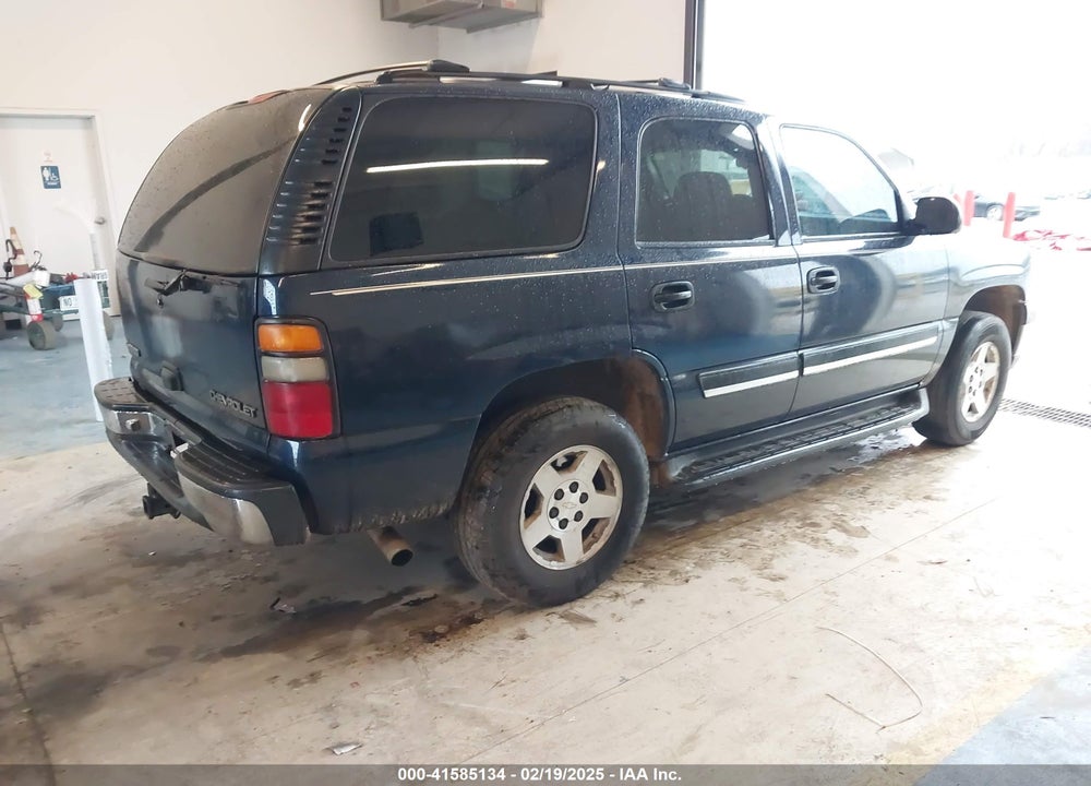 2004 CHEVROLET TAHOE LS VIN: 1GNEC13Z34J311183