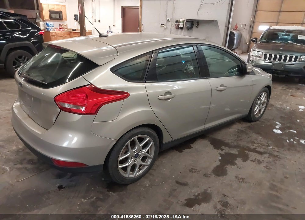 2015 FORD FOCUS VIN: 1FADP3K28FL336117