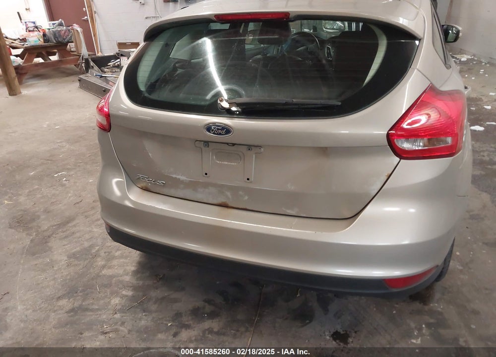 2015 FORD FOCUS VIN: 1FADP3K28FL336117