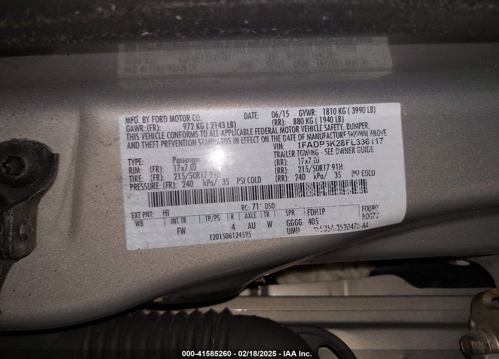 2015 FORD FOCUS VIN: 1FADP3K28FL336117