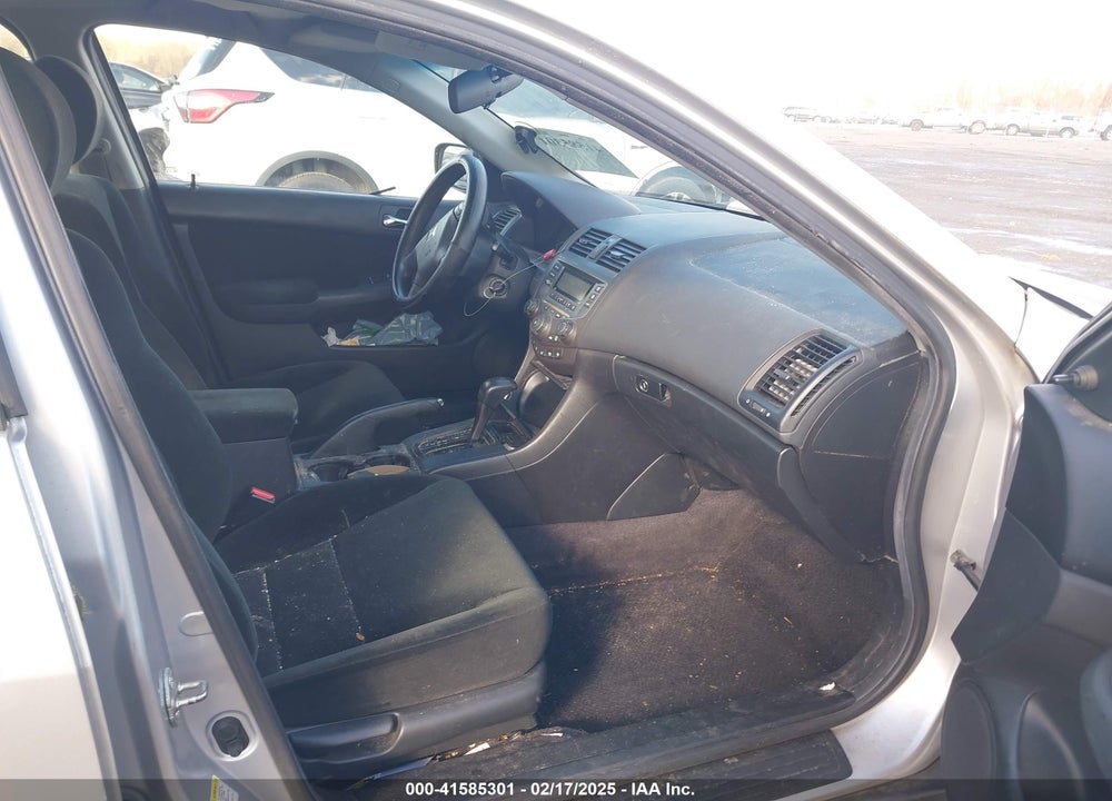 2007 HONDA ACCORD VIN: 1HGCM56197A163623