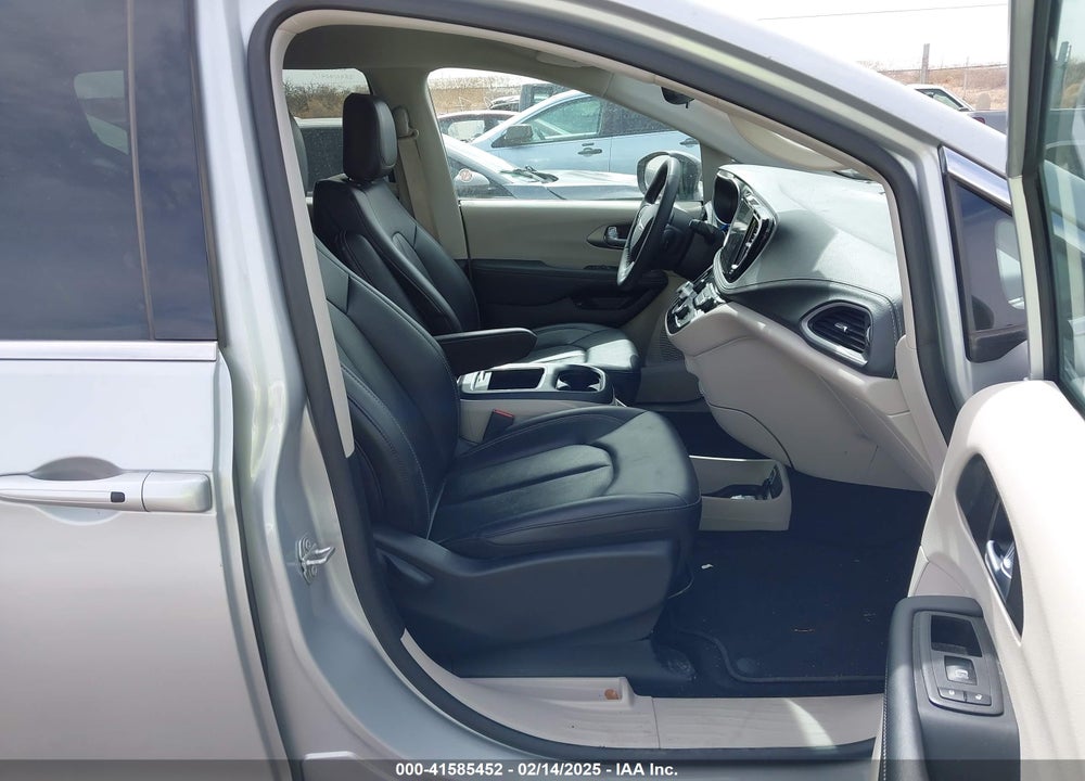 2024 CHRYSLER PACIFICA HYBRID SELECT VIN: 2C4RC1S78RR141562