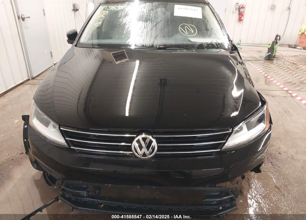 2017 VOLKSWAGEN JETTA VIN: 3VWDB7AJ1HM383528