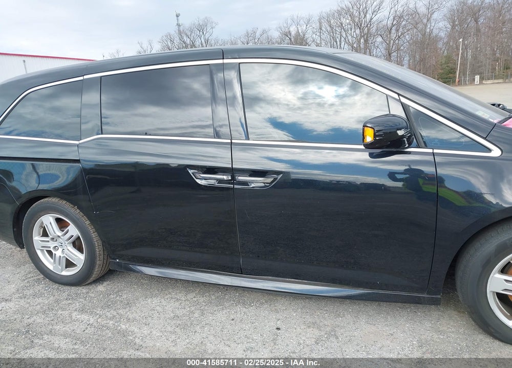 2011 HONDA ODYSSEY VIN: 5FNRL5H99BB037714