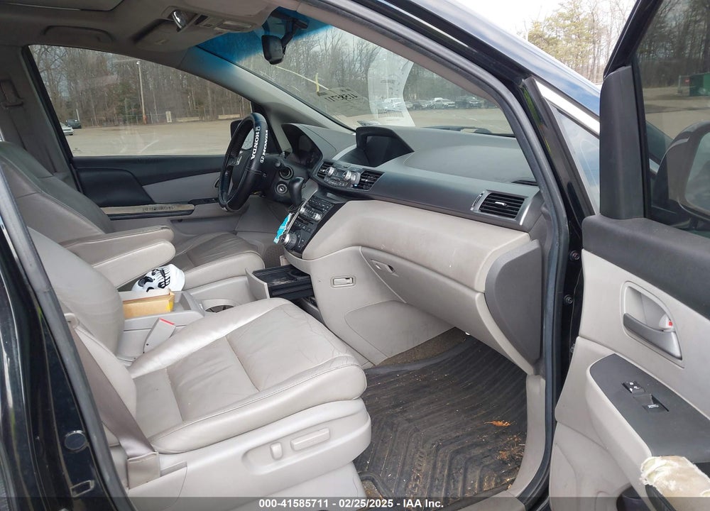 2011 HONDA ODYSSEY VIN: 5FNRL5H99BB037714