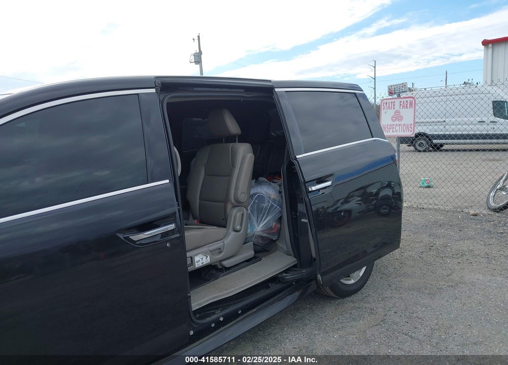 2011 HONDA ODYSSEY VIN: 5FNRL5H99BB037714