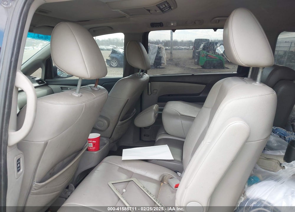 2011 HONDA ODYSSEY VIN: 5FNRL5H99BB037714