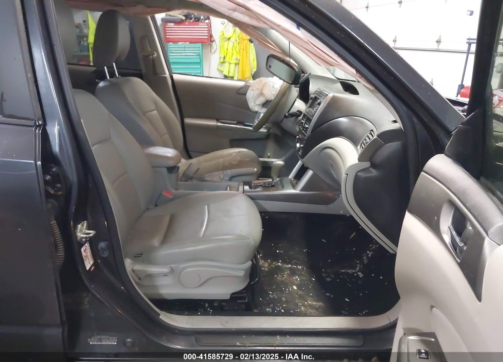 2013 SUBARU FORESTER 2.5X PREMIUM VIN: JF2SHADC3DH409033