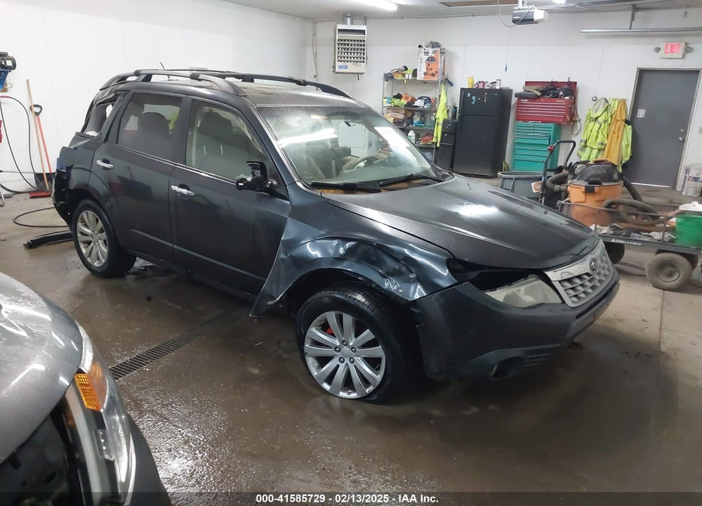2013 SUBARU FORESTER 2.5X PREMIUM VIN: JF2SHADC3DH409033