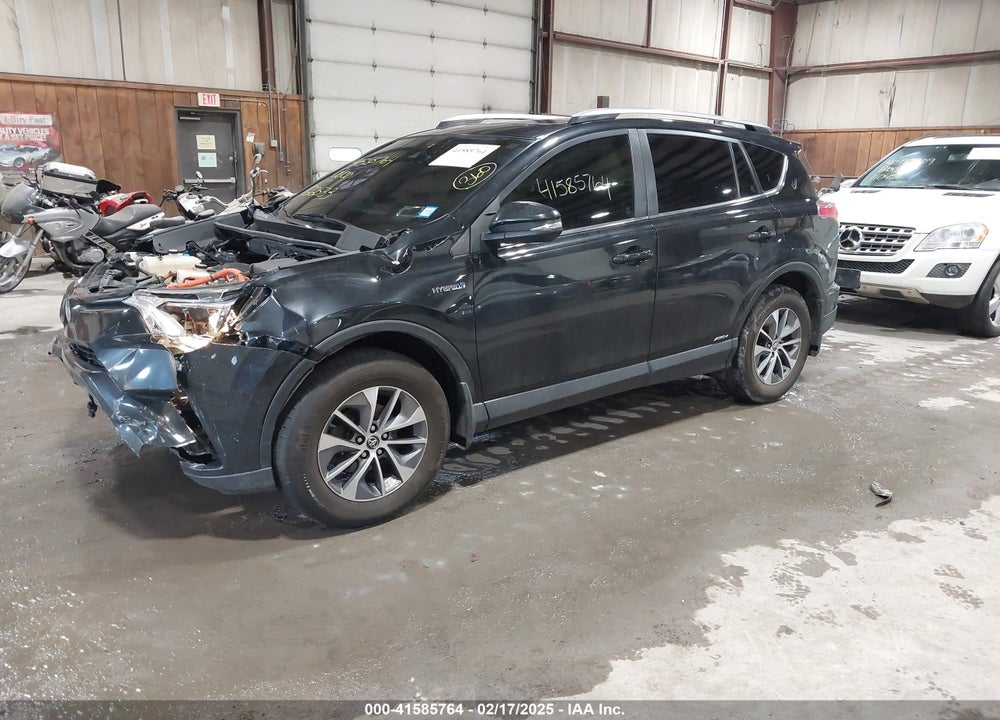 2018 TOYOTA RAV4 HV LE PLUS/XLE VIN: JTMRJREV9JD252384
