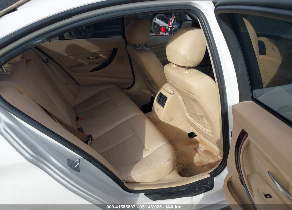 2013 BMW 328I VIN: WBA3B5G55DNS04255