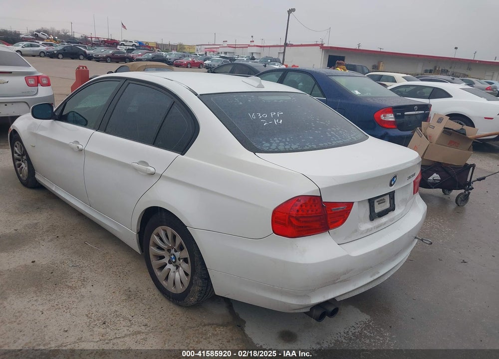 2009 BMW 328I VIN: WBAPH77549NL84007