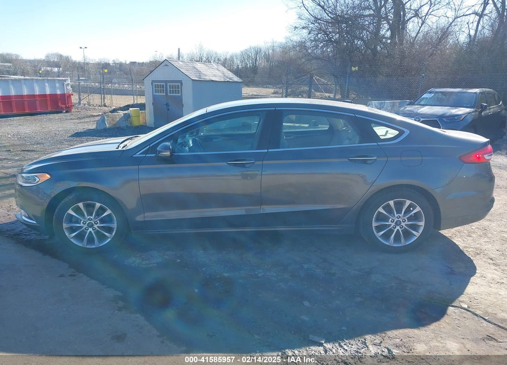 2017 FORD FUSION SE VIN: 3FA6P0HD1HR268456